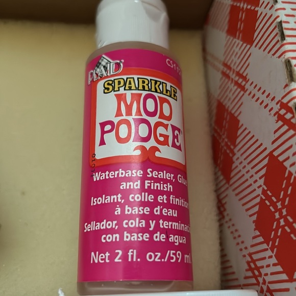 Plaid Mod Podge kit that contains most of the items you would need for projects. - Picture 5 of 13